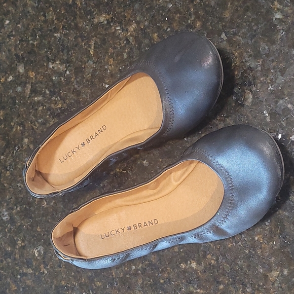 Lucky Brand Echo 2 Round Toe Ballet Flats sizE 8.5